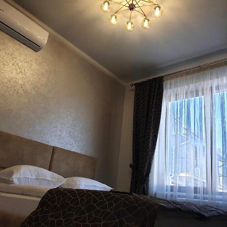 Apartment Sweethome 1 Free Parking อุชโฮรอด ภายนอก รูปภาพ