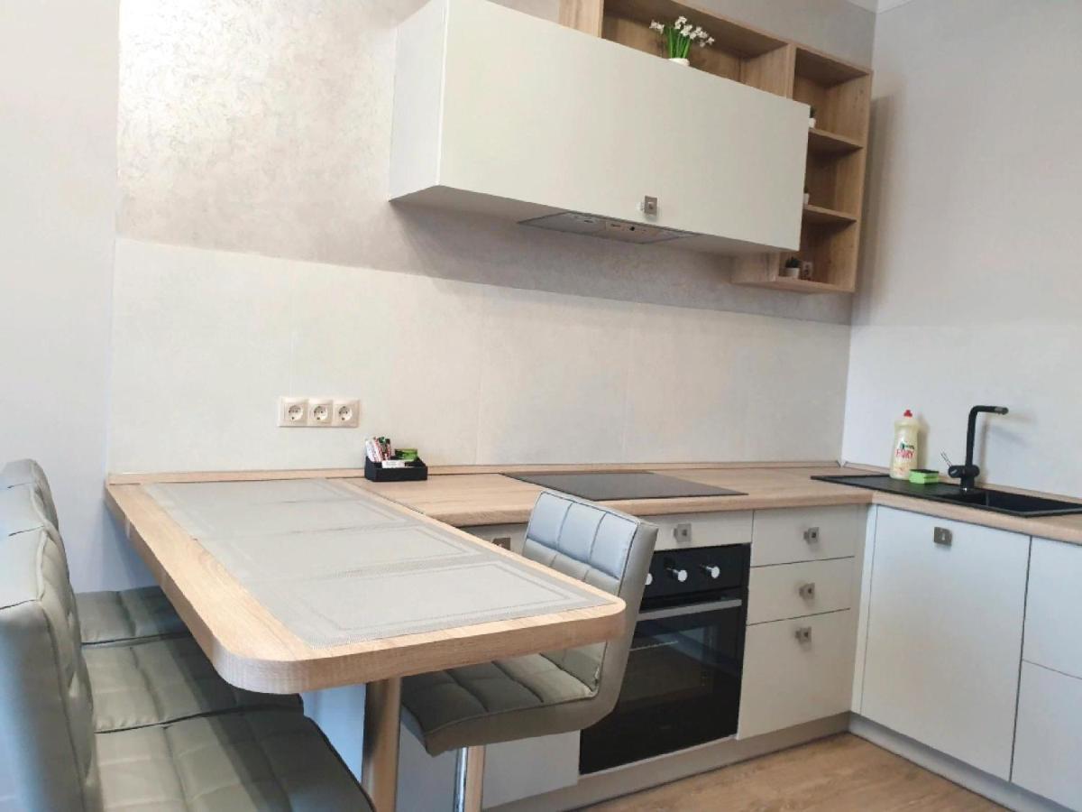 Apartment Sweethome 1 Free Parking อุชโฮรอด ภายนอก รูปภาพ